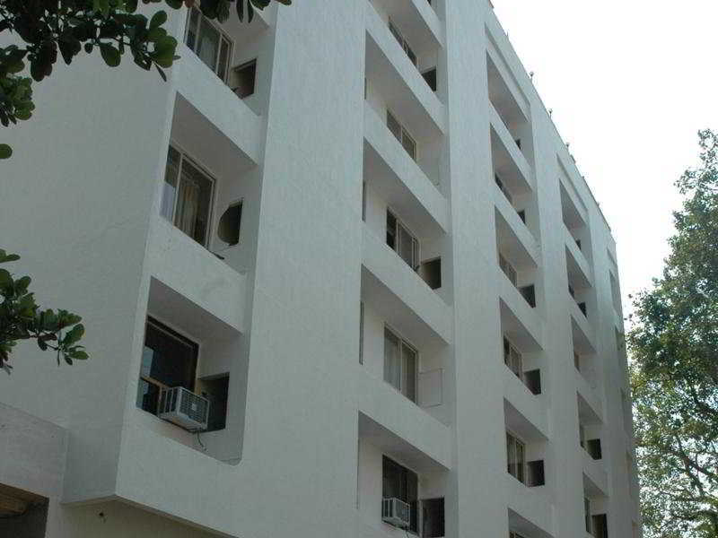 Hotel Juhu Plaza Mumbai Exterior foto